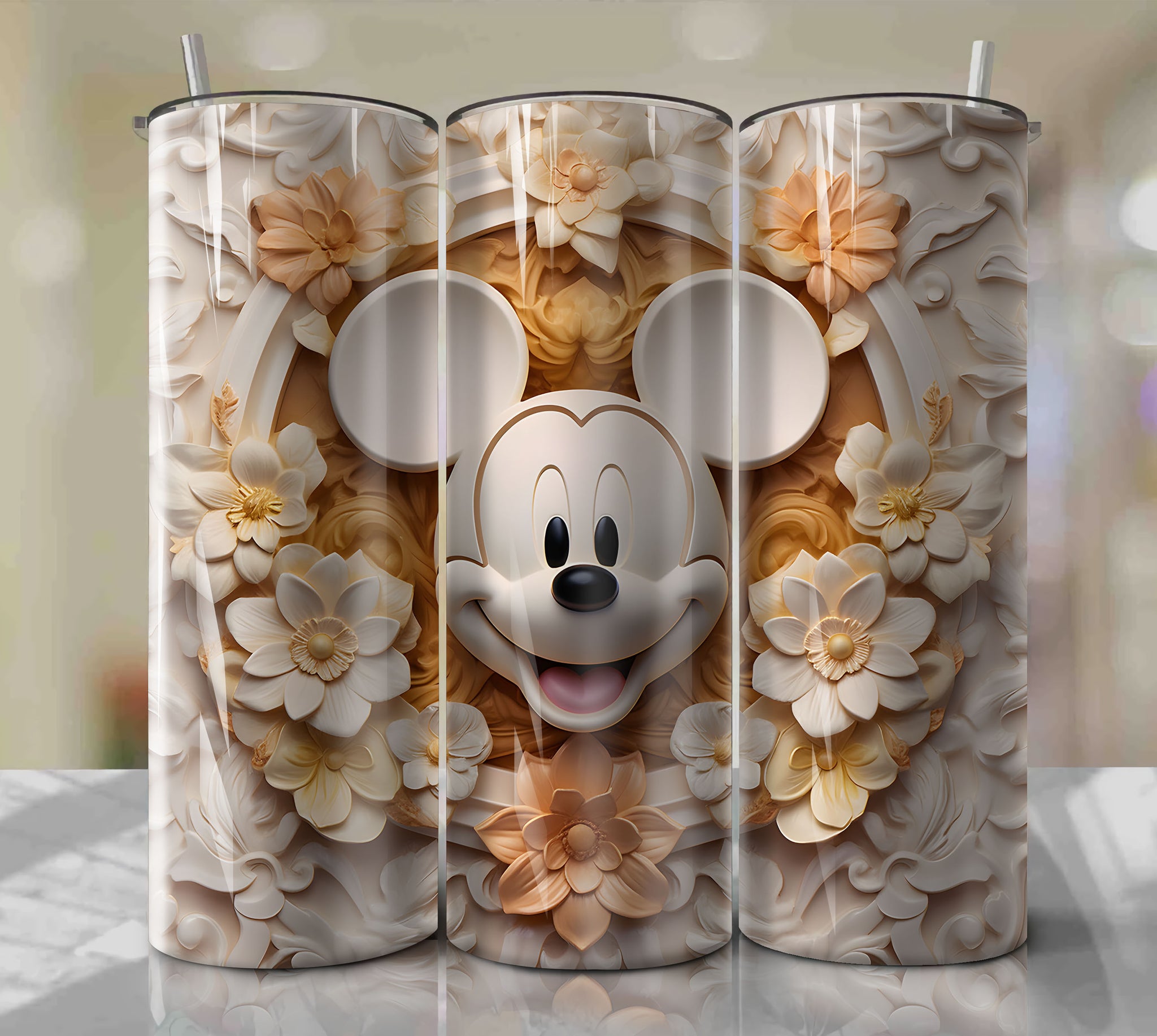 Tumbler Mickey Mouse. 